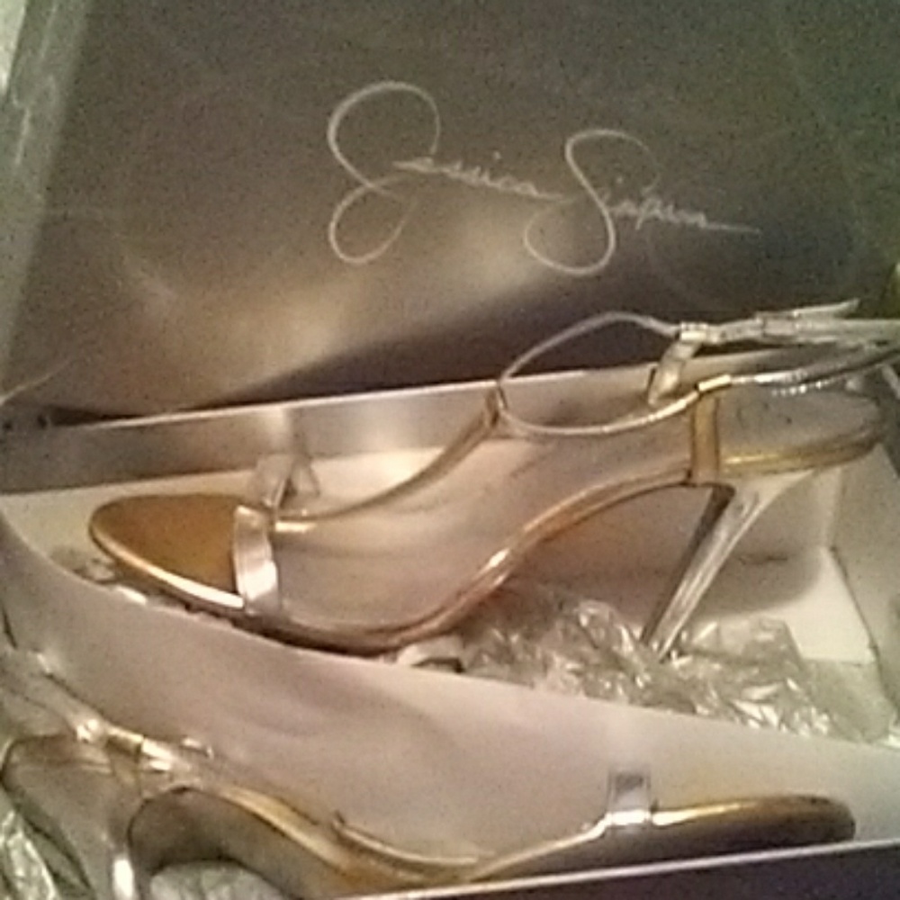 Shiny heels